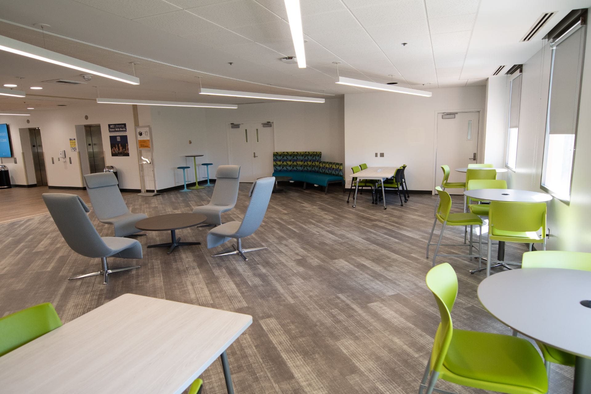Lounge with tables at the Student Excellence Center